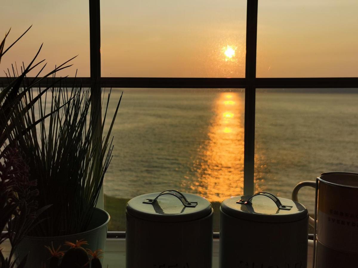 Strathy Point Lighthouse Appartement Buitenkant foto